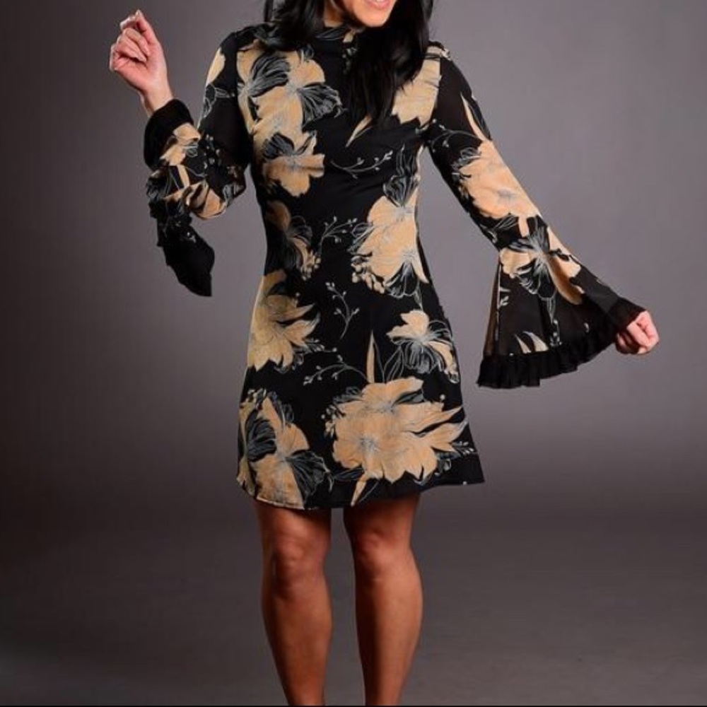 Floral Print Flute Sleeve Flared Dress